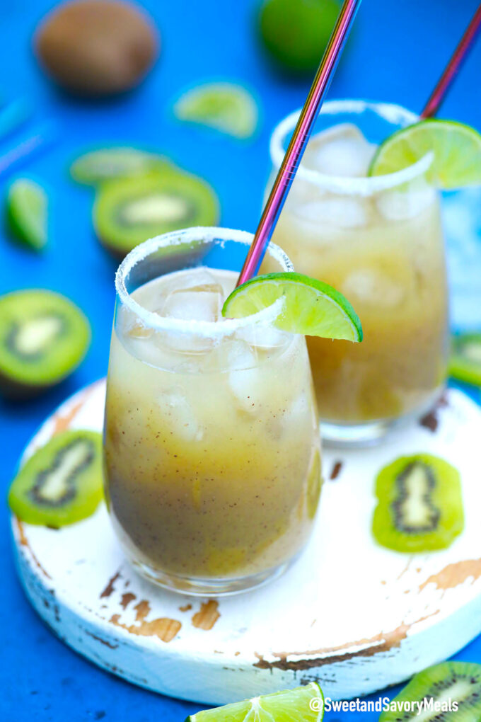 Picture of kiwi margarita.