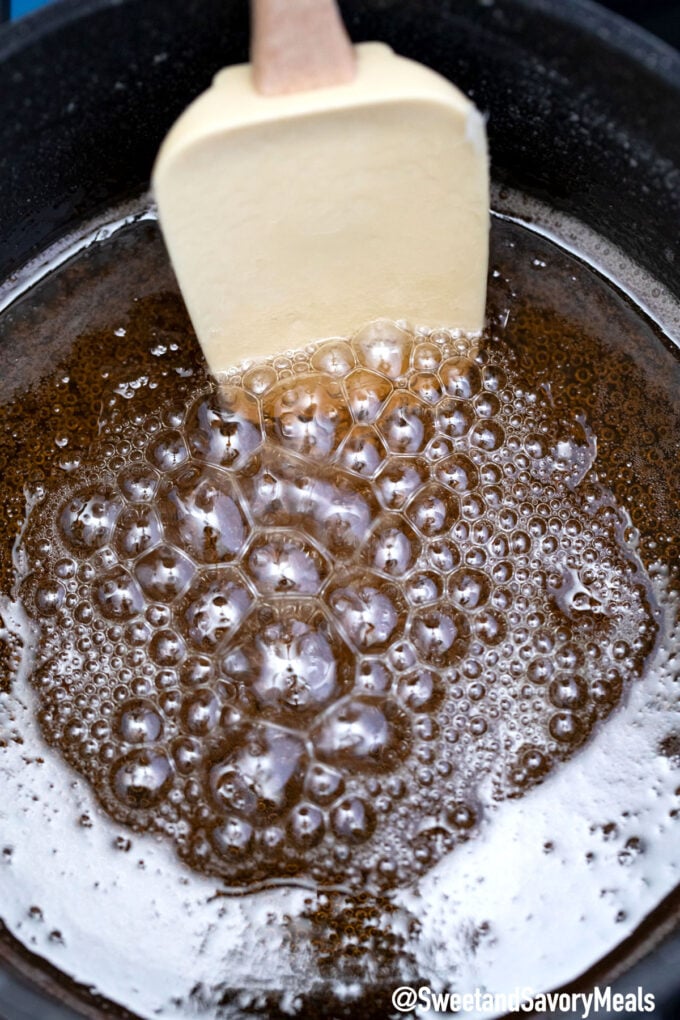 simmering golden syrup