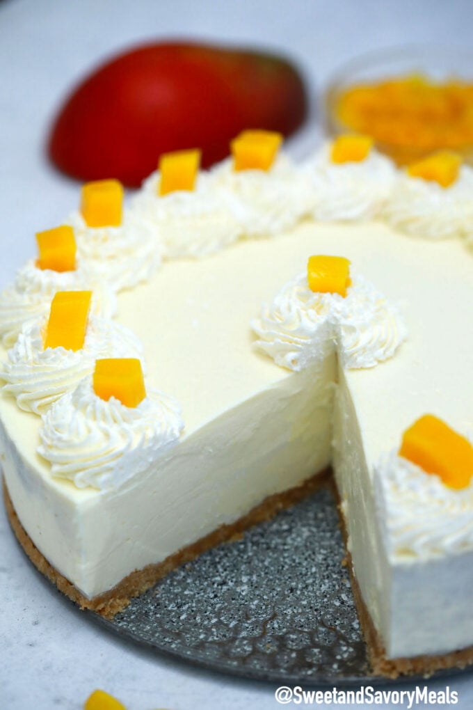 Image of no bake mango cheesecake.