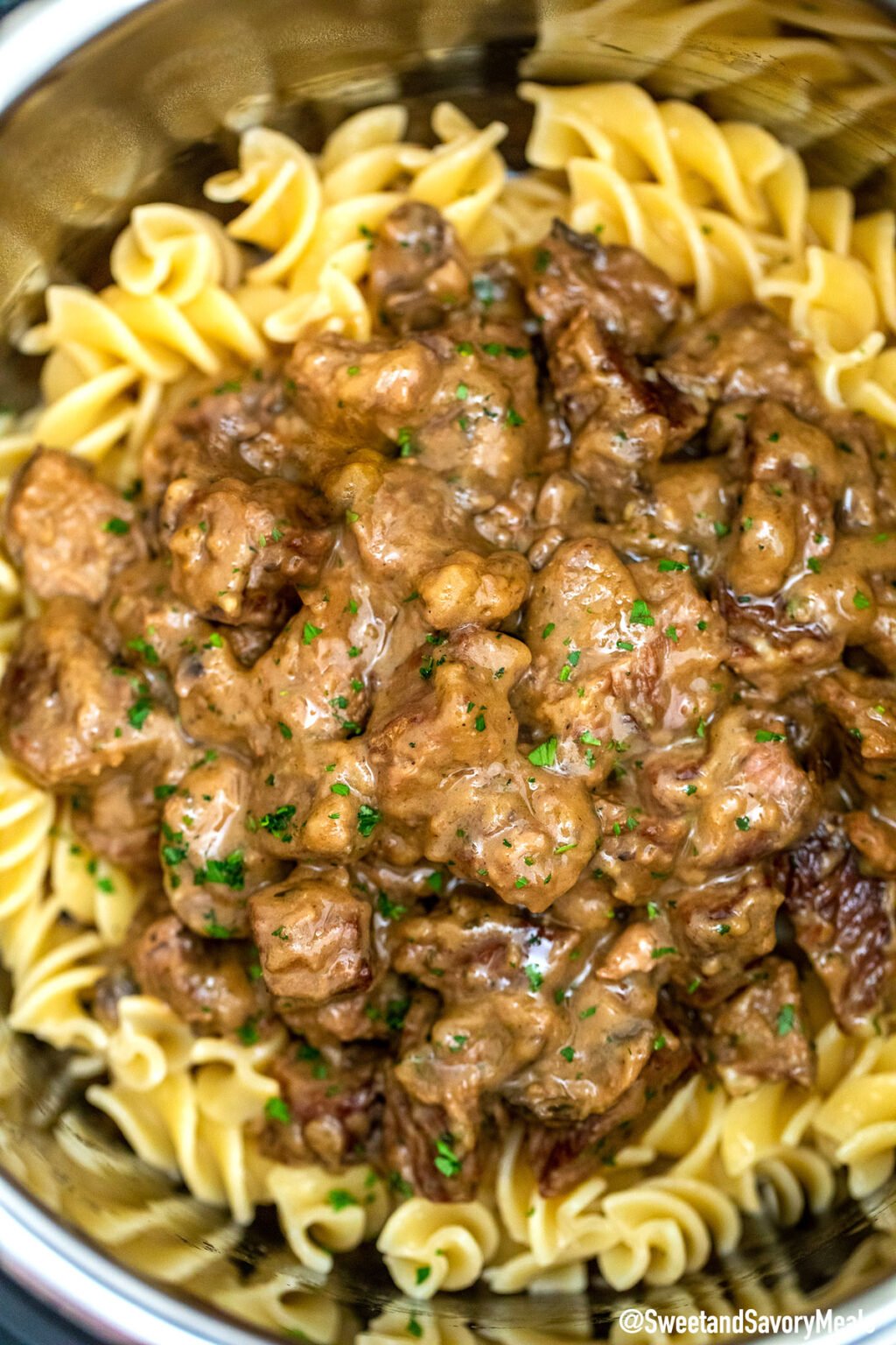 instant-pot-beef-tips-and-gravy-sweet-and-savory-meals