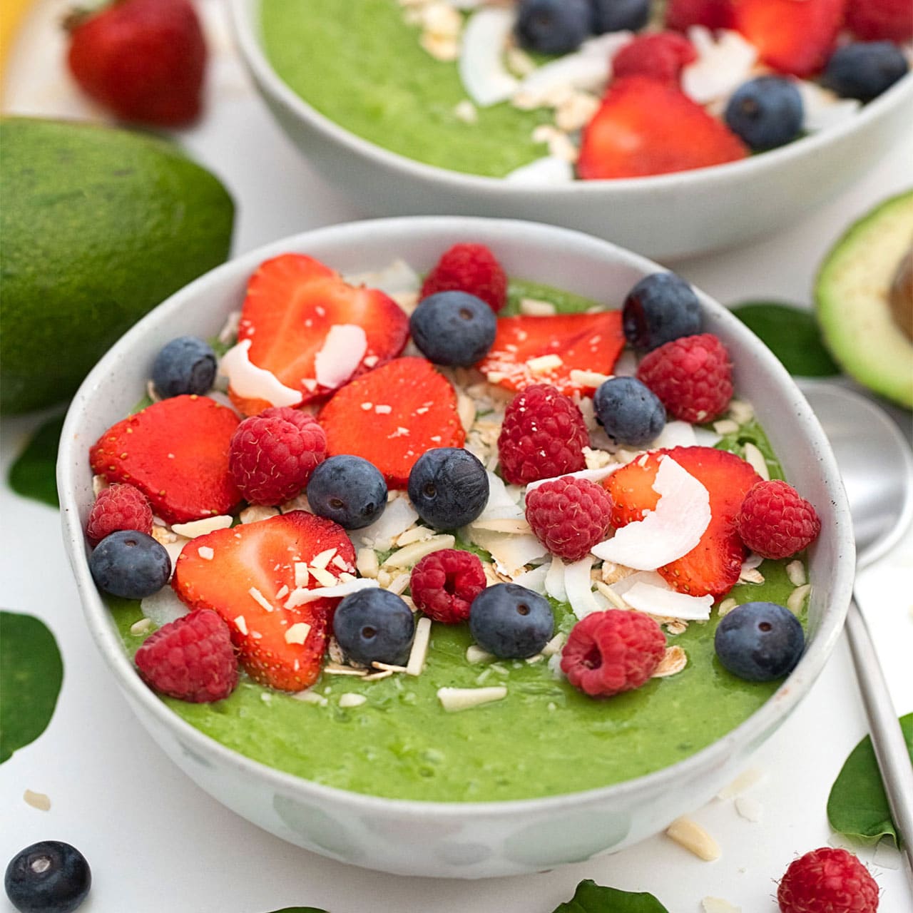 green-smoothie-bowl-sweet-and-savory-meals