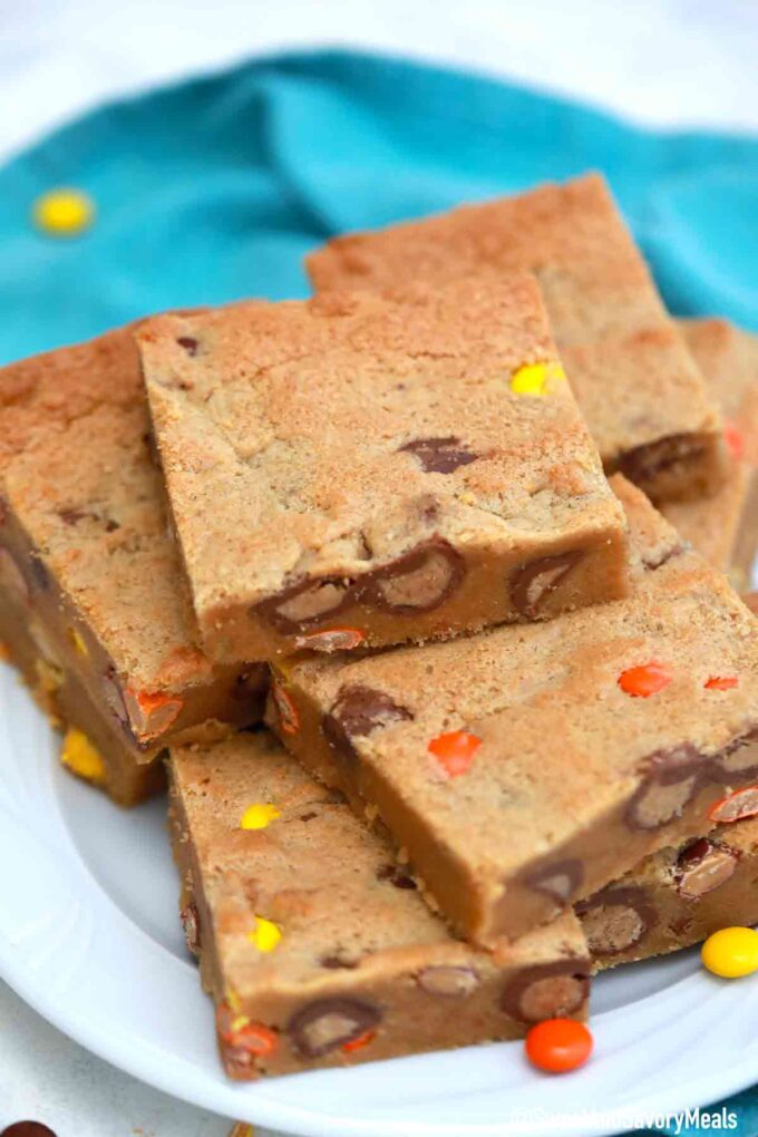 peanut butter blondies on a plate