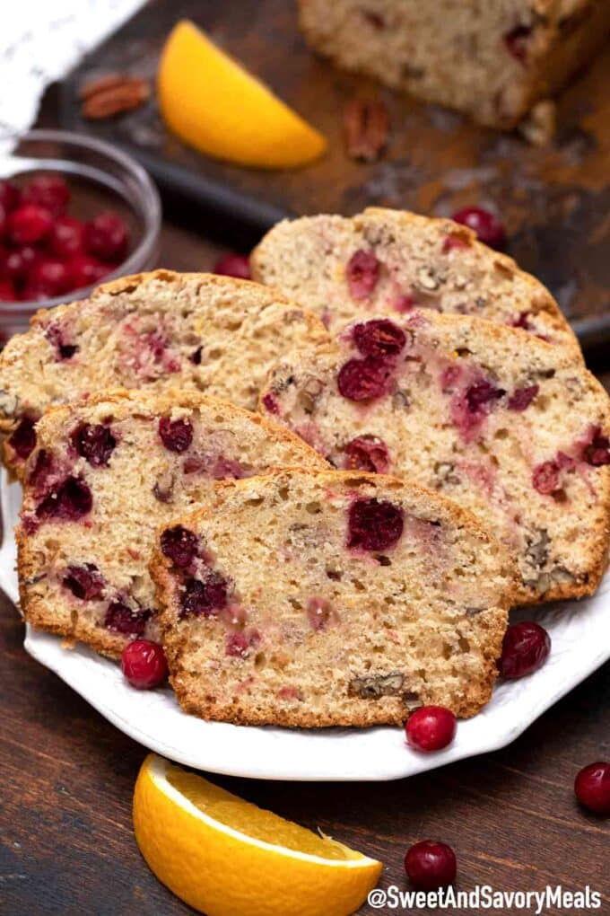 slices of cranberry bread