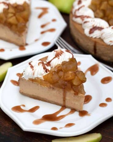 Apple Pie Caramel Cheesecake