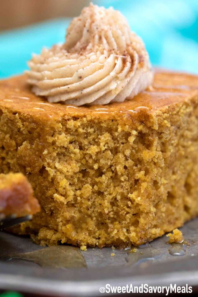 pumpkin cornbread with maple butter