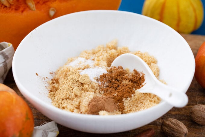 Spice blend for homemade pumpkin puree.