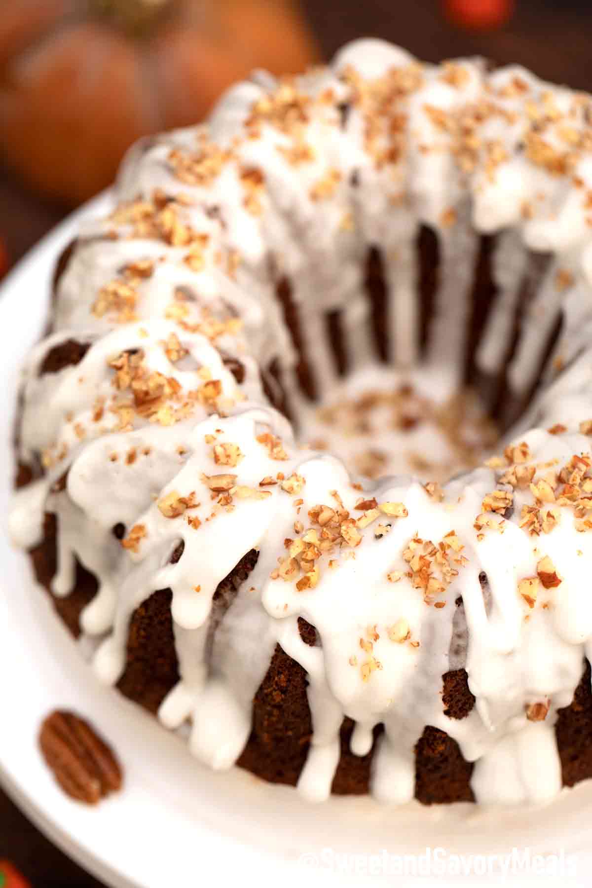 Pumpkin Bundt Cake [Video] - Sweet and Savory Meals