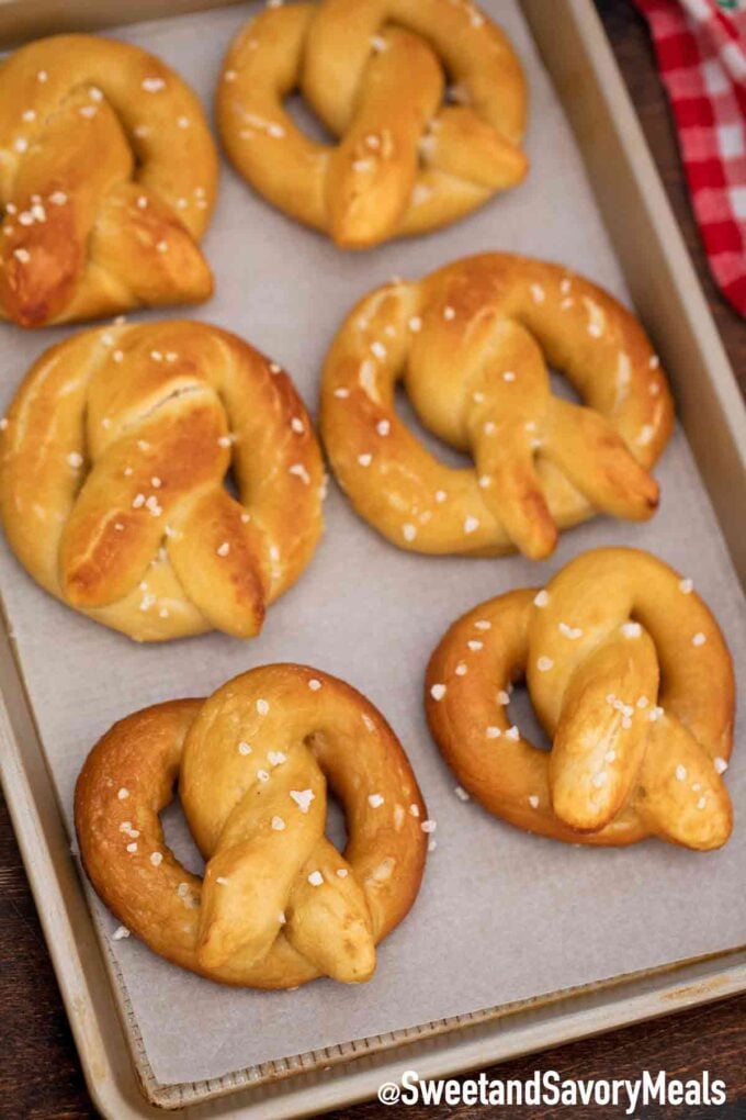 baked soft pretzels with sea salt