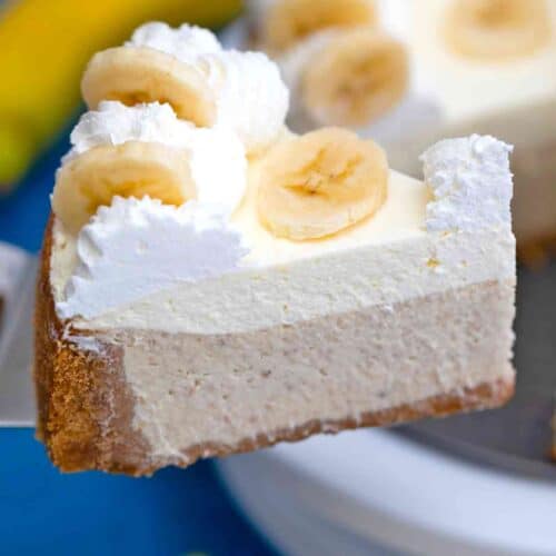 Banana Cream Cheesecake [Video] - Sweet and Savory Meals
