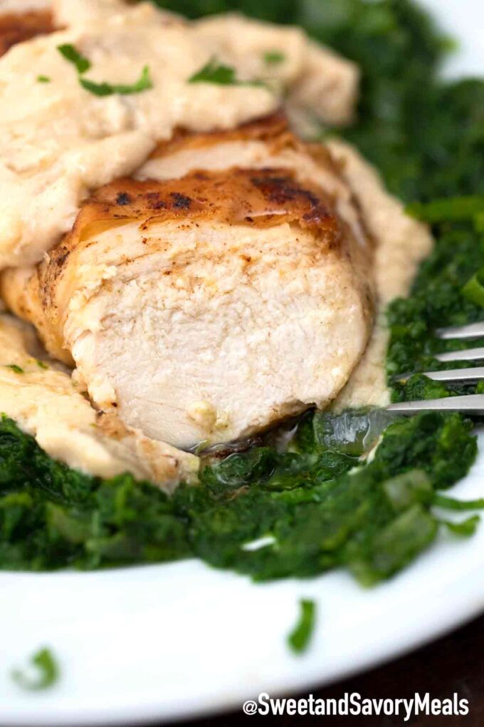 sliced chicken Florentine