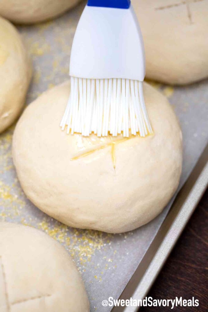 egg wash on bread bowls