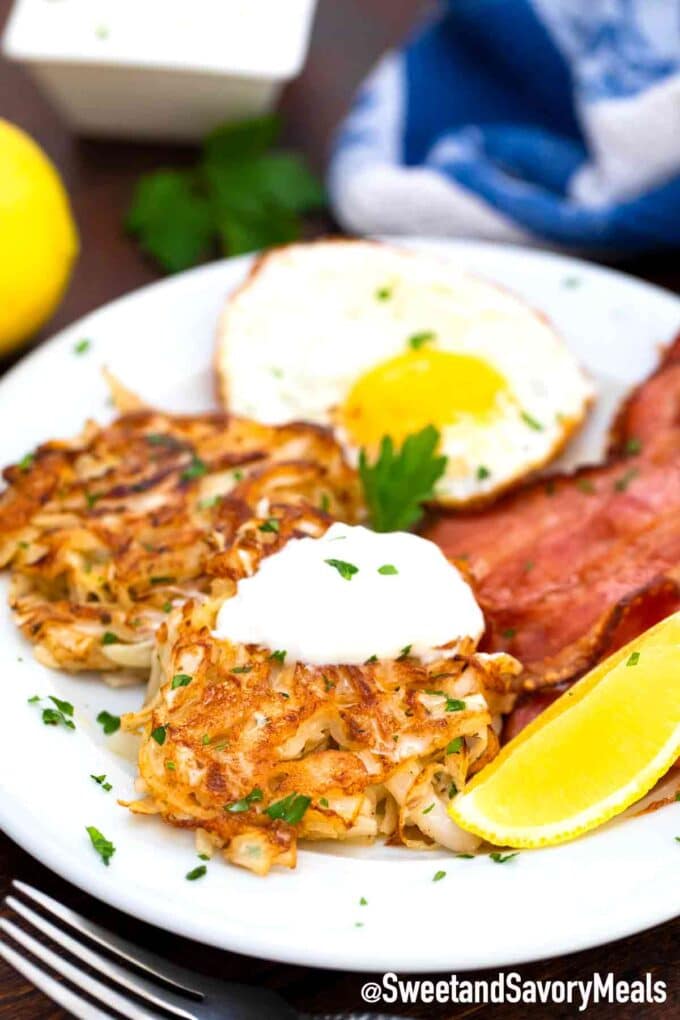 cabbage hash browns with eggs and bacon