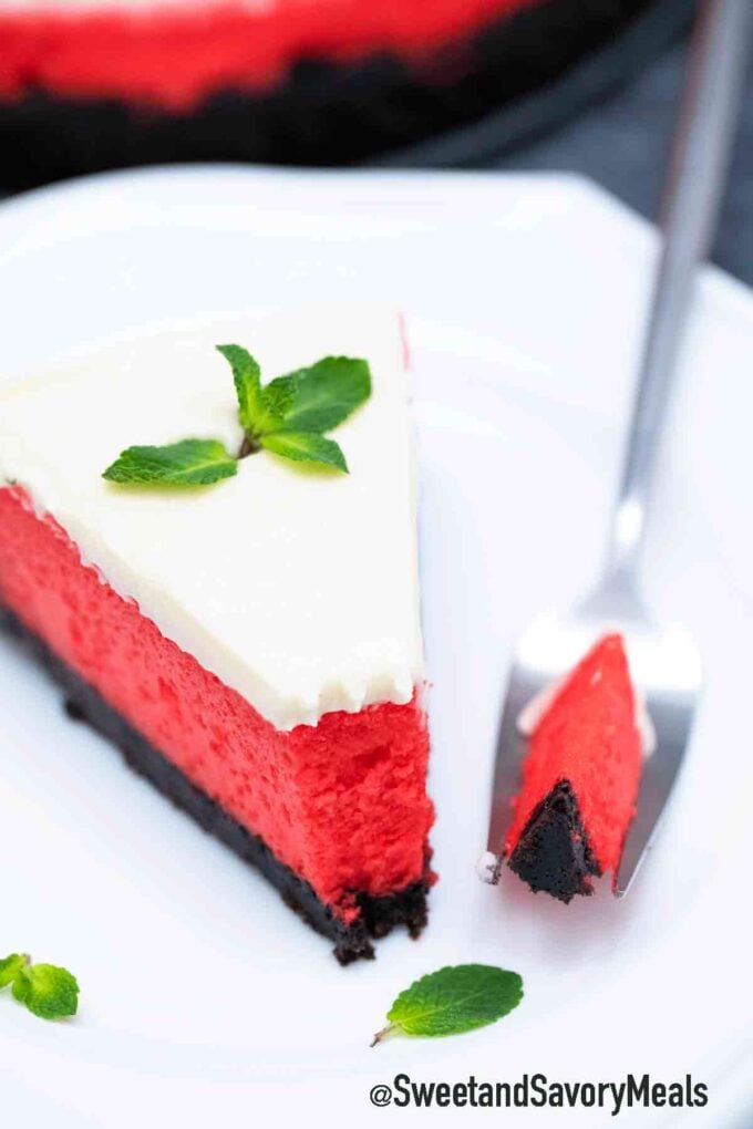 red velvet cheesecake with cream cheese frosting