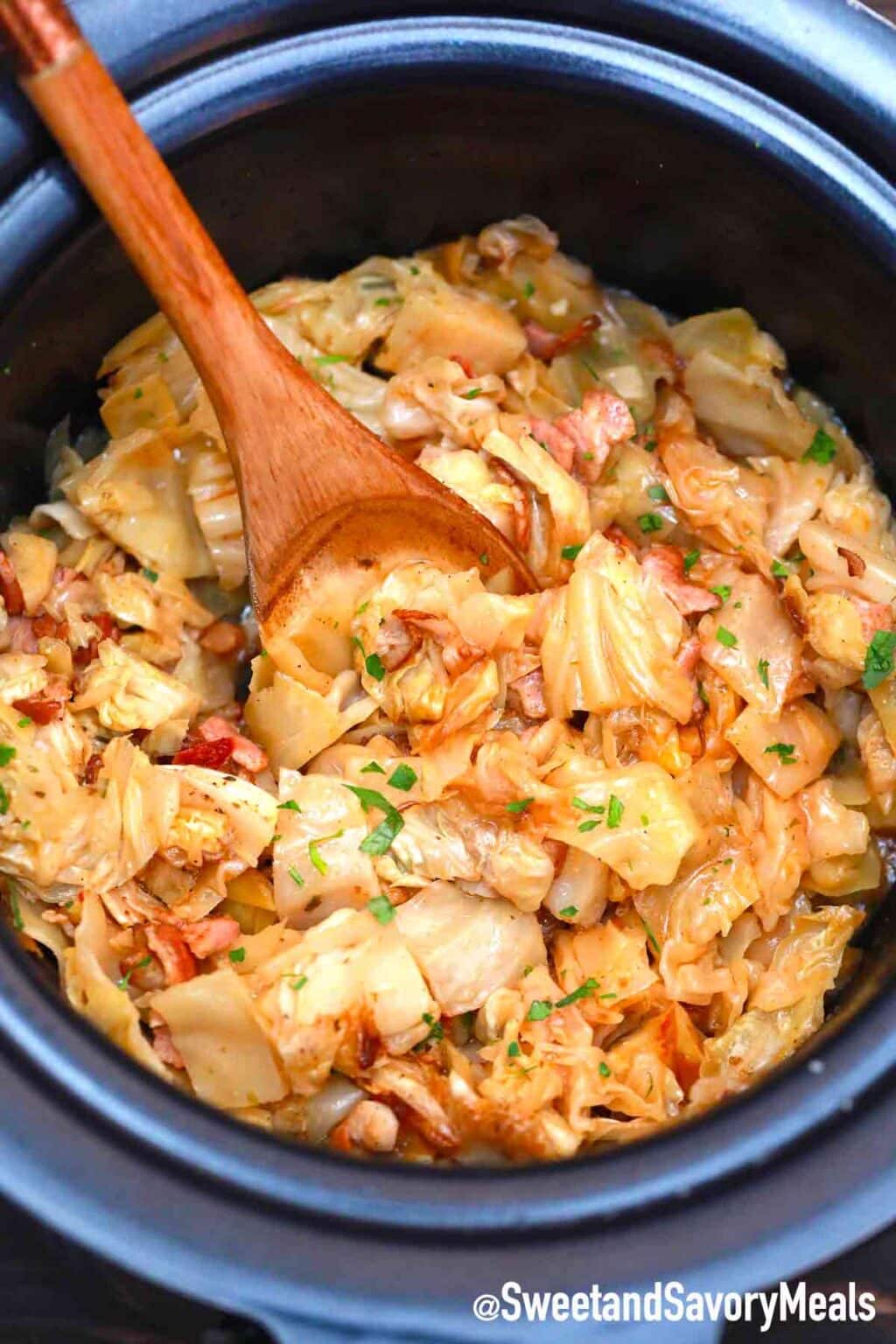 Slow Cooker Cabbage and Bacon Recipe [Video] S&SM