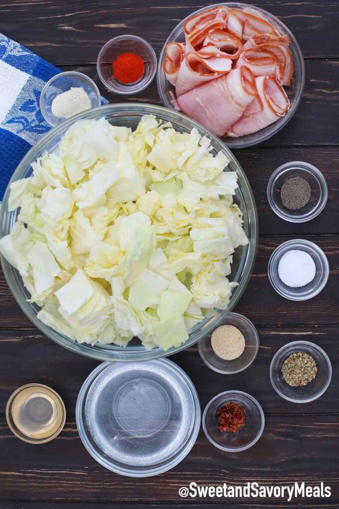 slow cooker cabbage and bacon ingredients