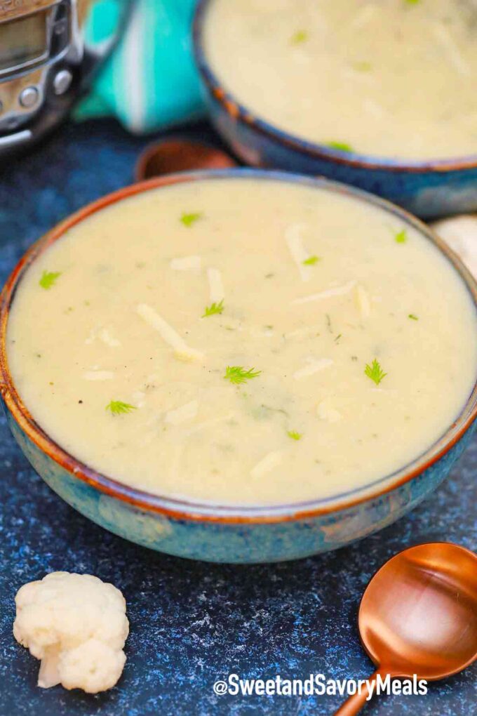 creamy cauliflower soup in a bowl