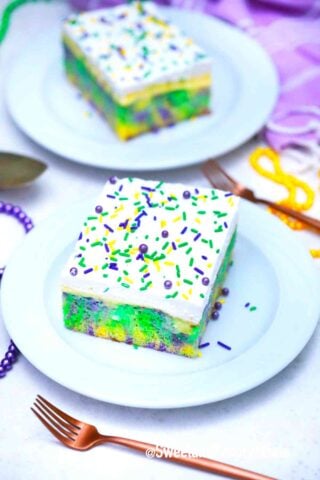 mardi gras poke cake