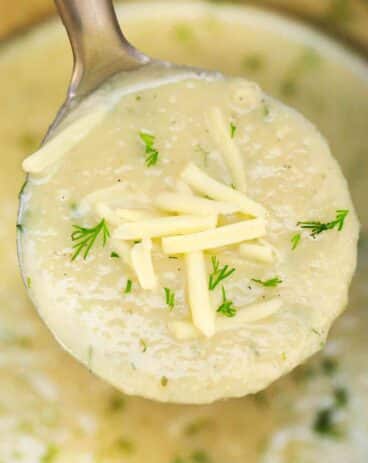Slow Cooker Creamy Cauliflower Soup