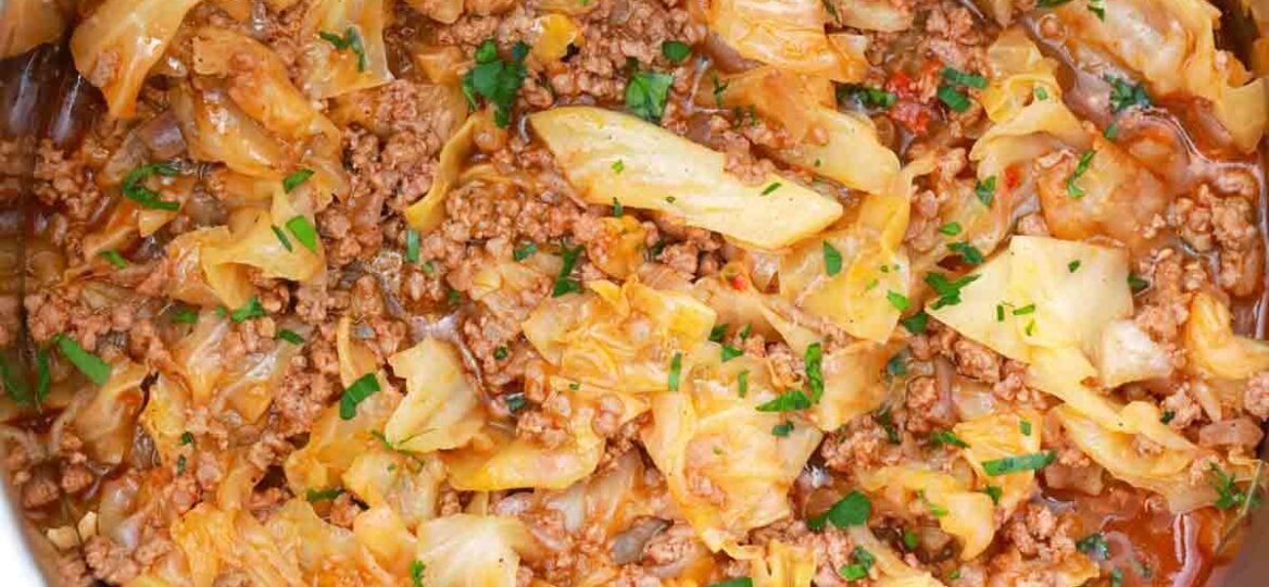 instant pot cabbage stew with ground beef