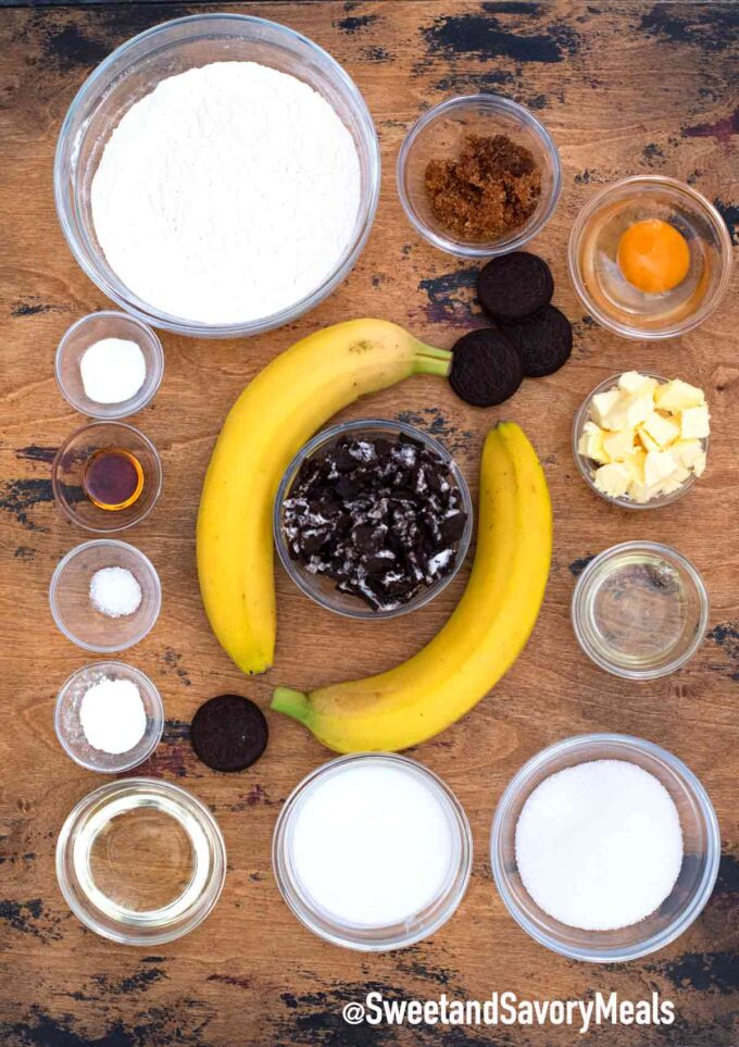 Oreo banana bread ingredients