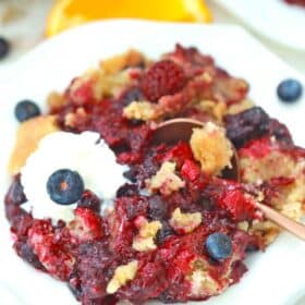 instant pot berry cobbler on a serving plate