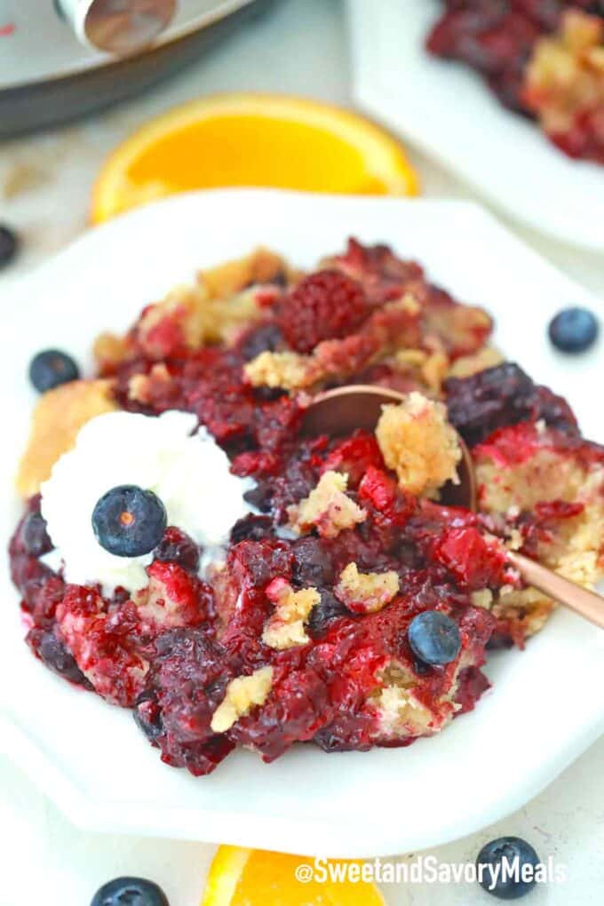 instant pot berry cobbler on a serving plate