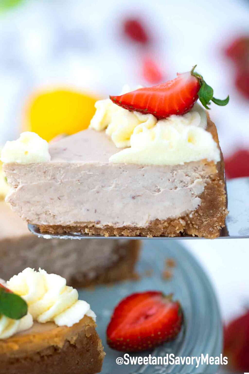 Instant Pot Strawberry Cheesecake [Video] Sweet and Savory Meals