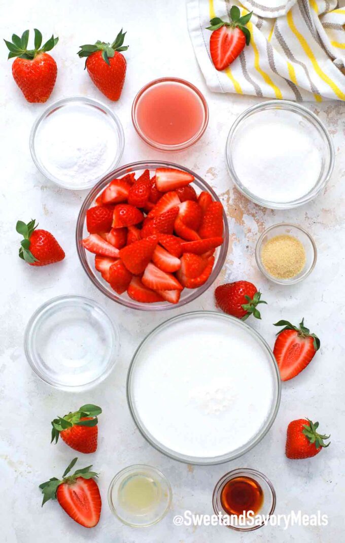 strawberry mousse ingredients