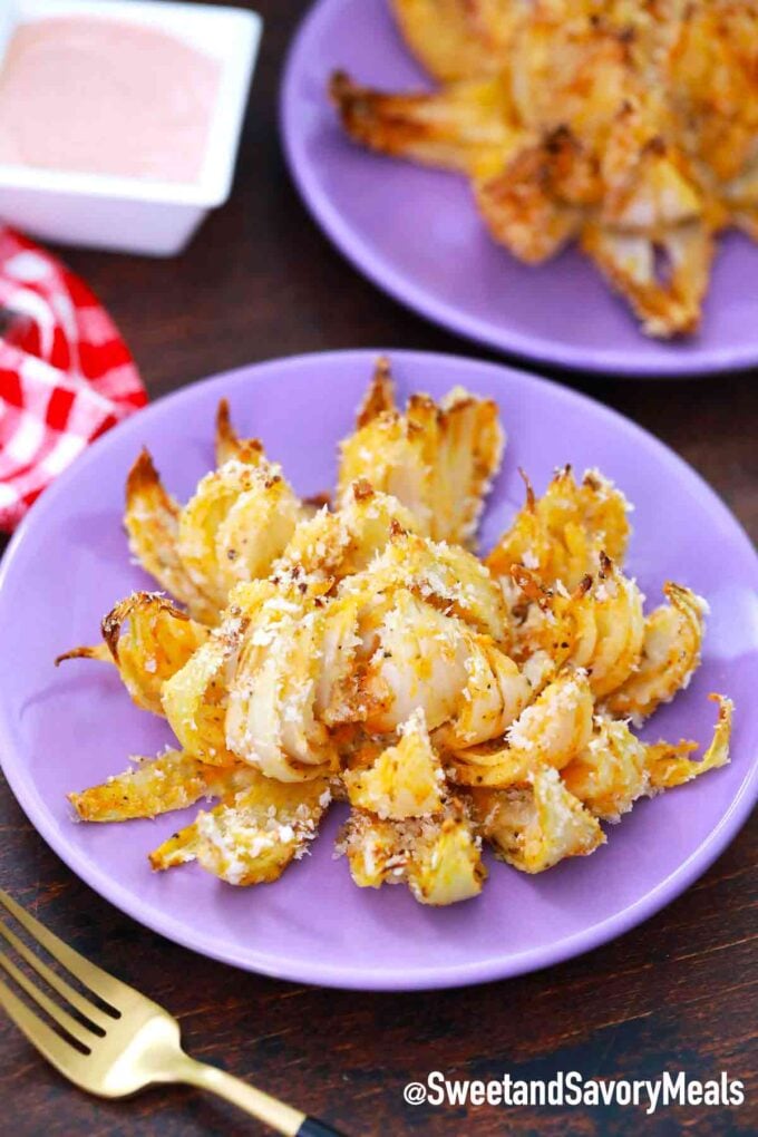 air fryer blooming onion on a plate