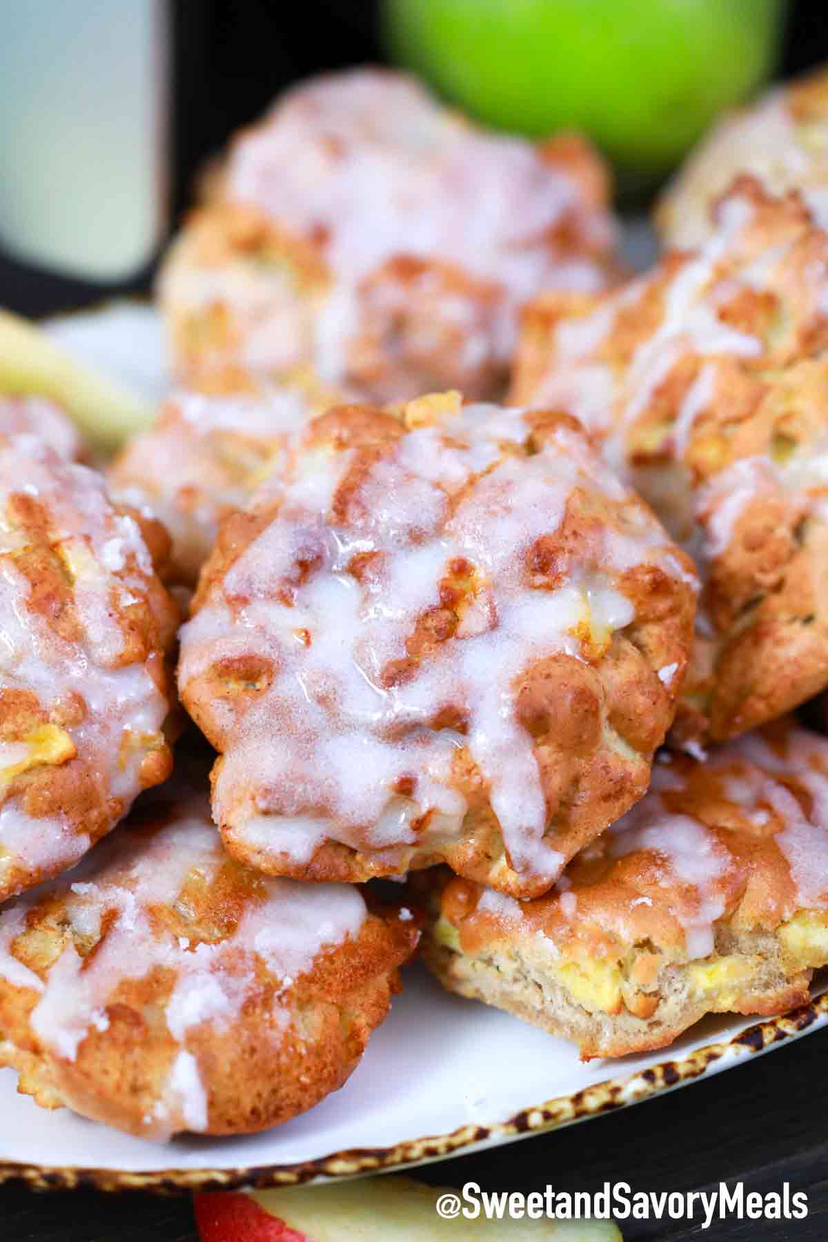 Air Fryer Apple Fritters [Video] Sweet and Savory Meals
