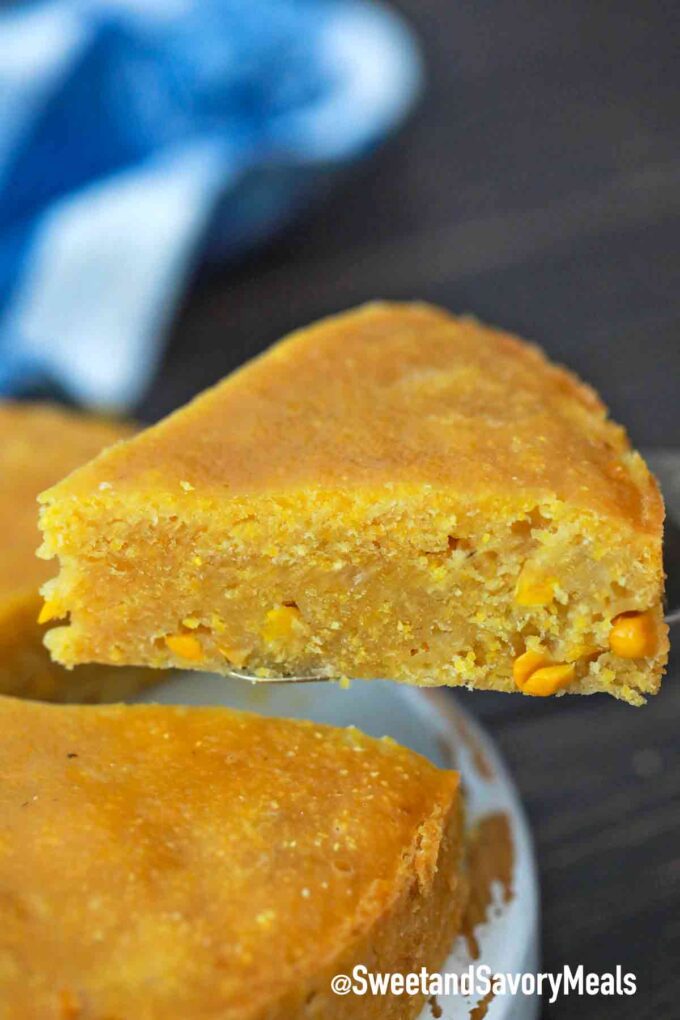 sliced cornbread