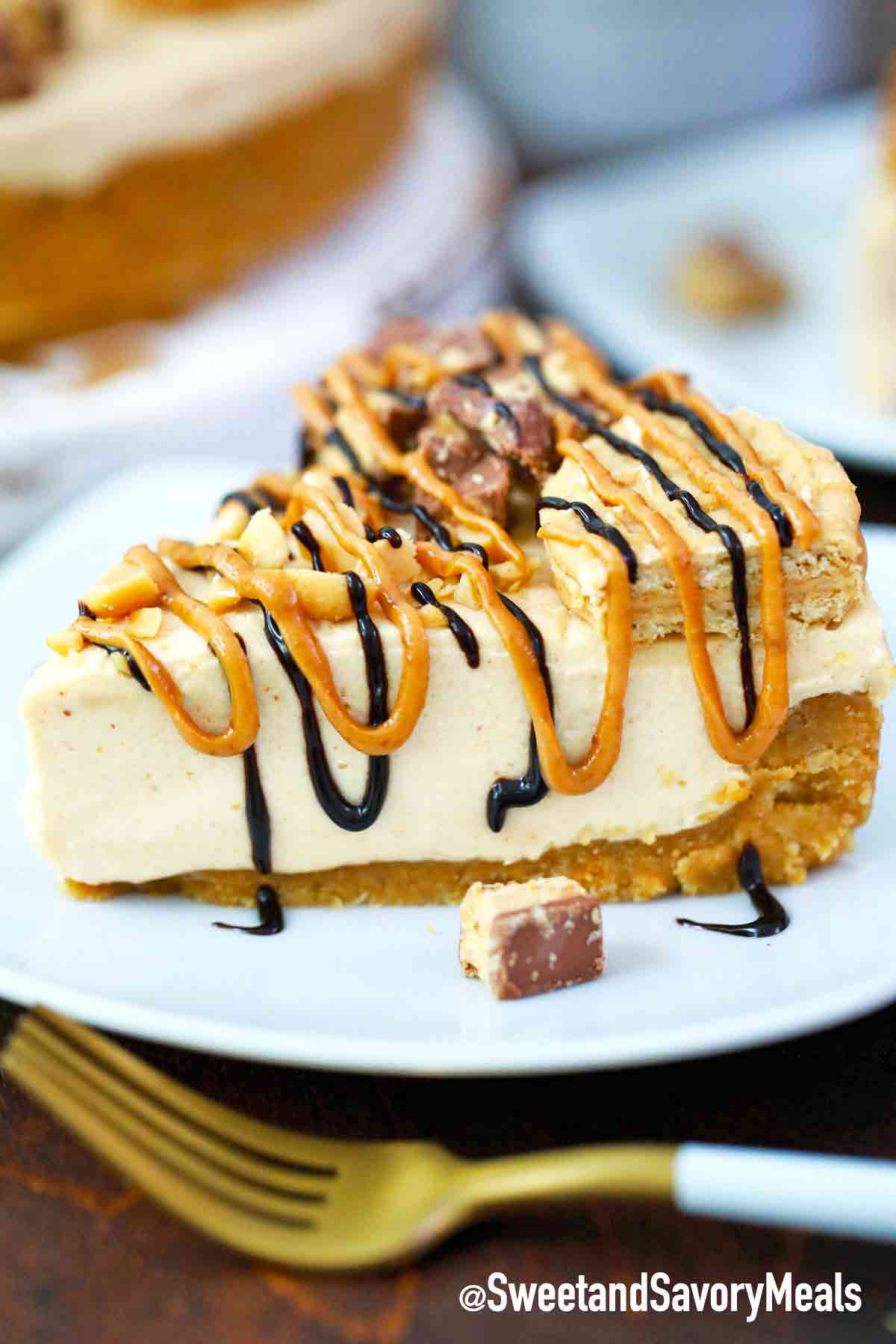 no bake peanut butter pie slice