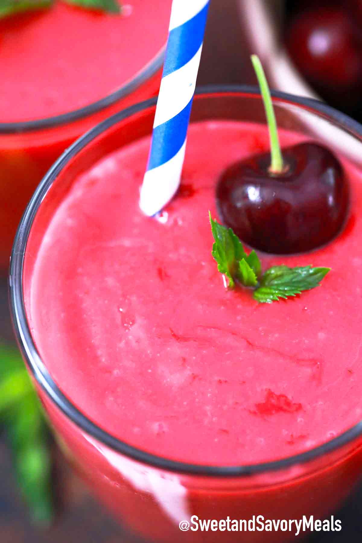 Cherry Smoothie Recipe [Video] S&SM
