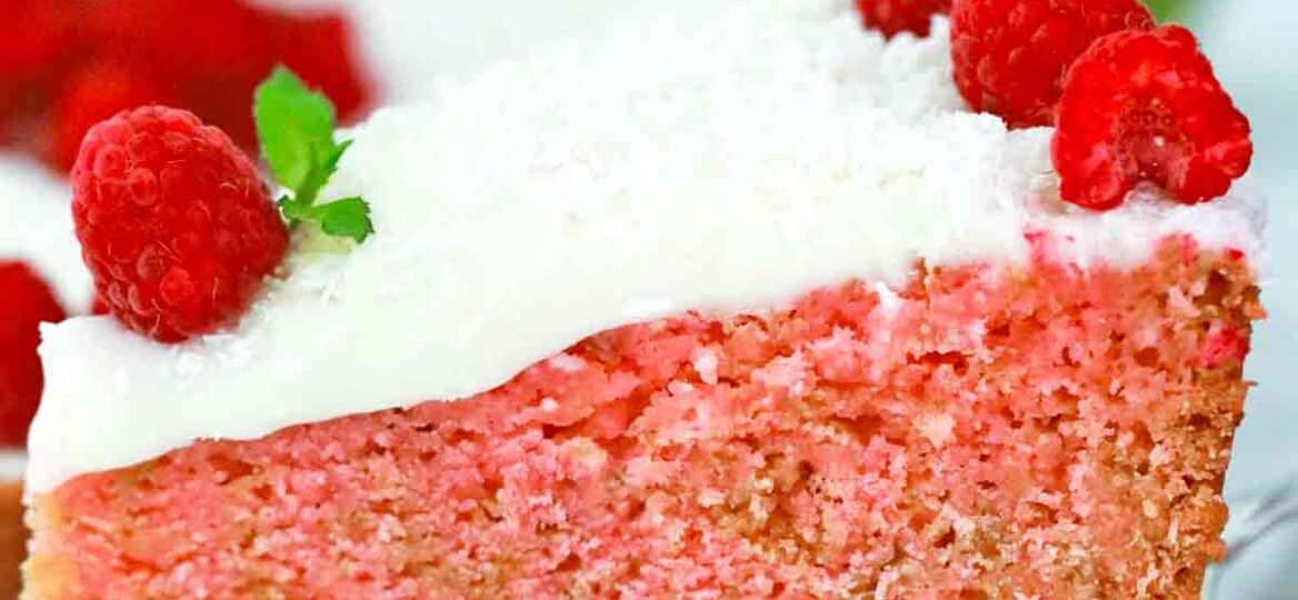 slice of slow cooker raspberry cake