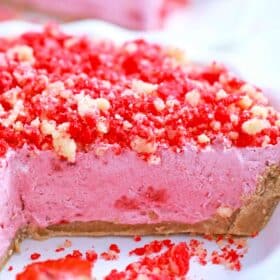 strawberry shortcake freezer pie