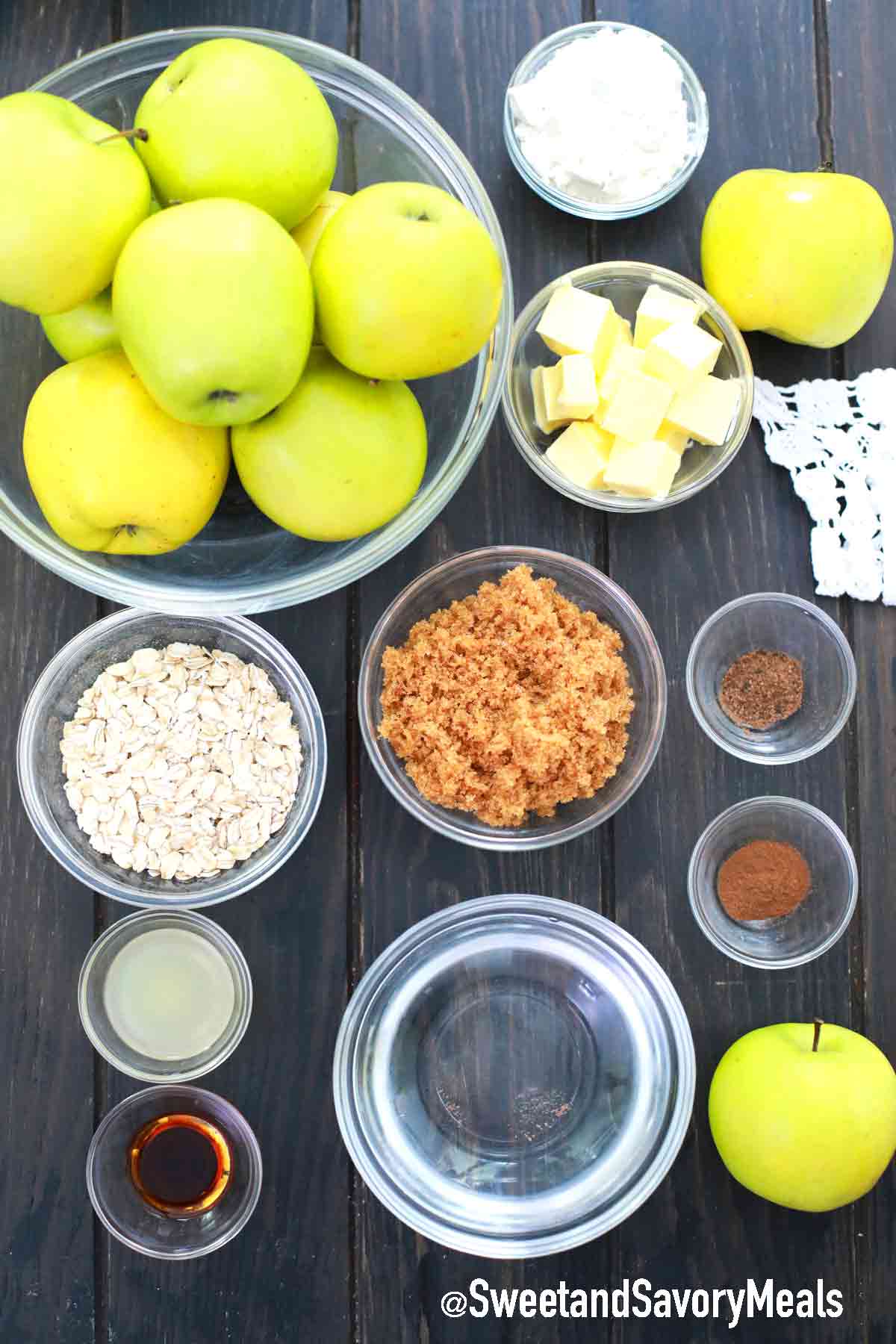 Instant Pot Apple Crisp Recipe [Video] - Sweet and Savory Meals