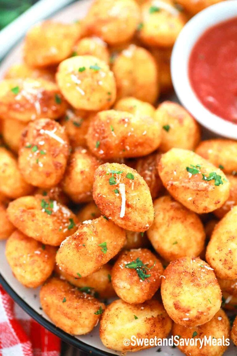 crispy gnocchi with marinara sauce