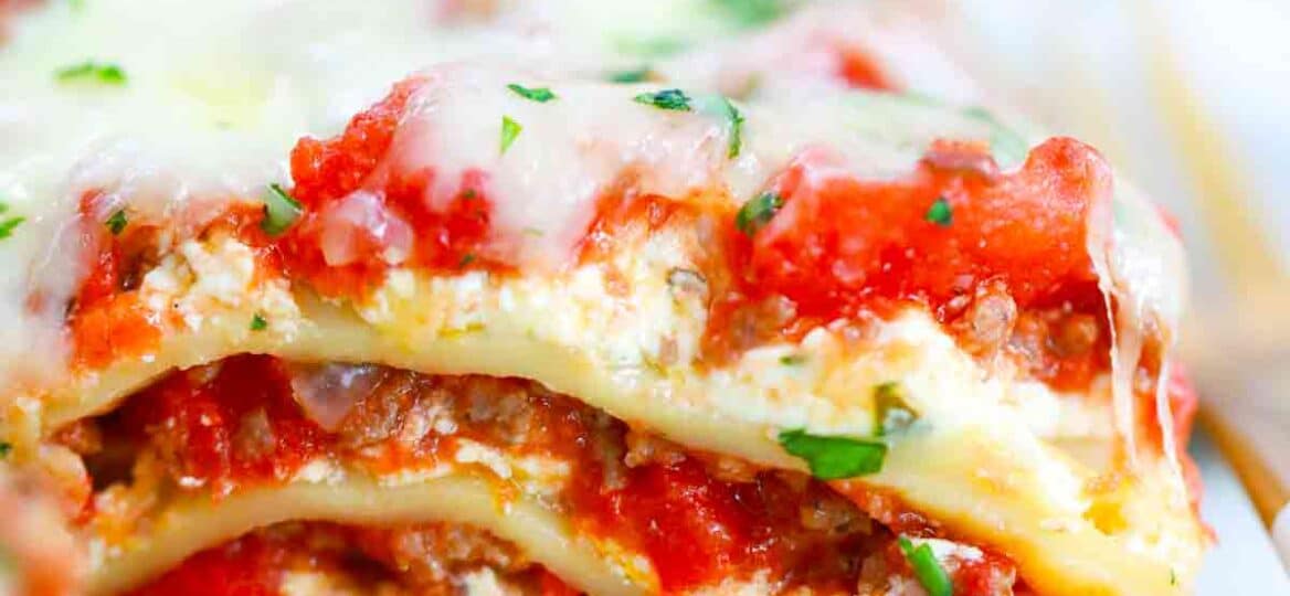 cheesy lasagna slice