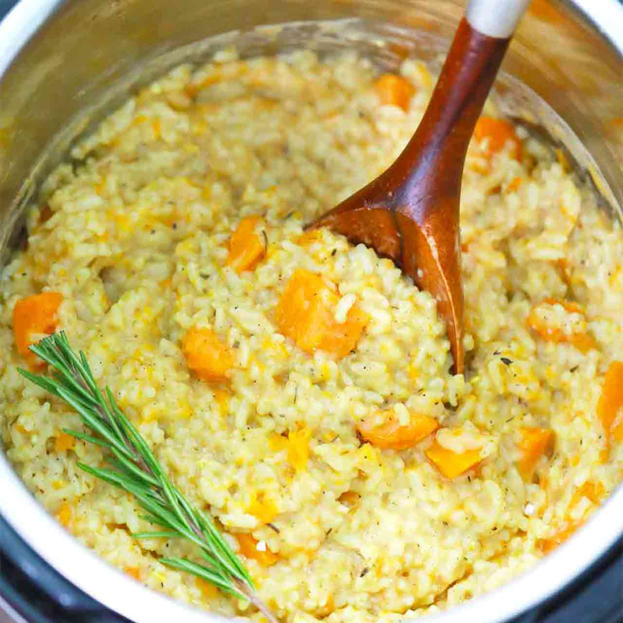 Chicken pumpkin risotto pressure outlet cooker