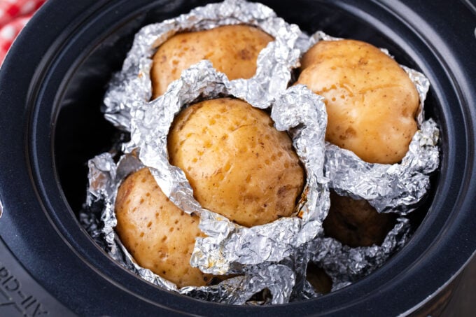 slow cooker baked potatoes.