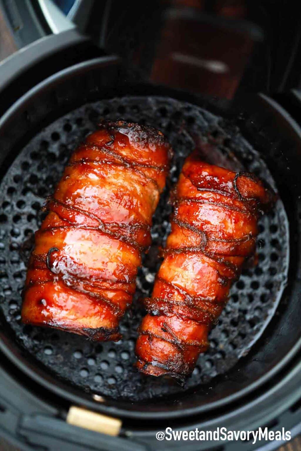 Air Fryer Bacon Wrapped Pork Tenderloin [Video] Sweet and Savory Meals