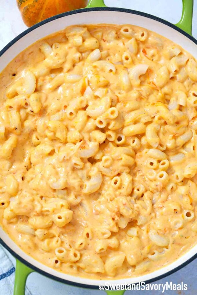 a pan of pumpkin Mac and cheese