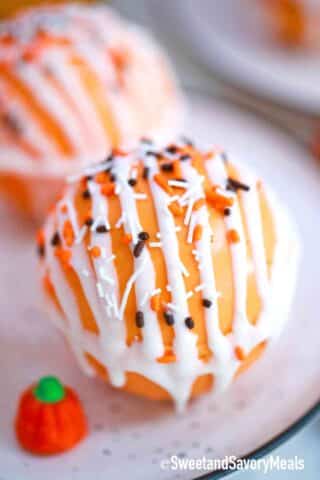 pumpkin spice hot cocoa bombs