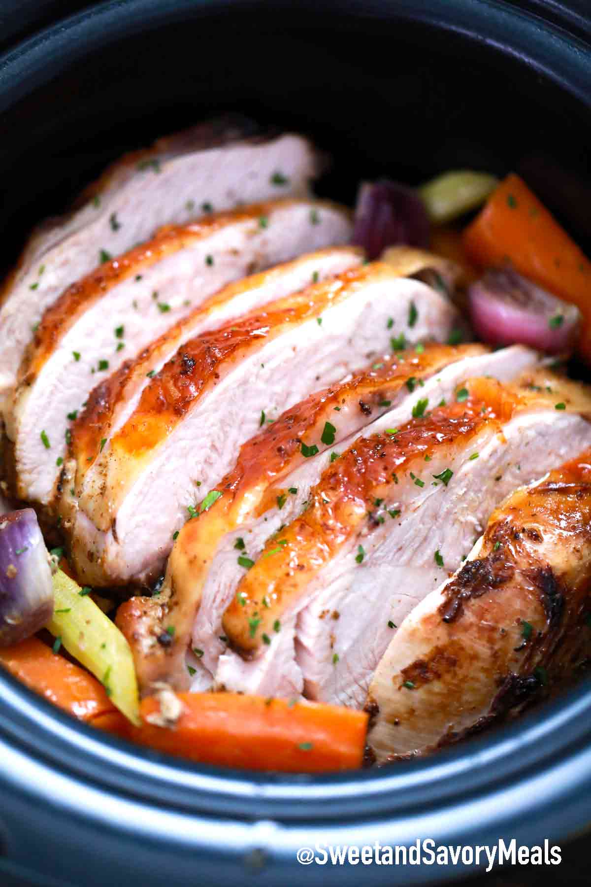 https://sweetandsavorymeals.com/wp-content/uploads/2021/10/slow-cooker-turkey-breast-facebook.jpg