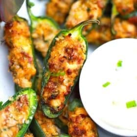 cheesy jalapeno poppers with dipping sauce