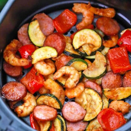 Pineapple Coconut Shrimp Curry Recipe - Sweet and Savory Meals