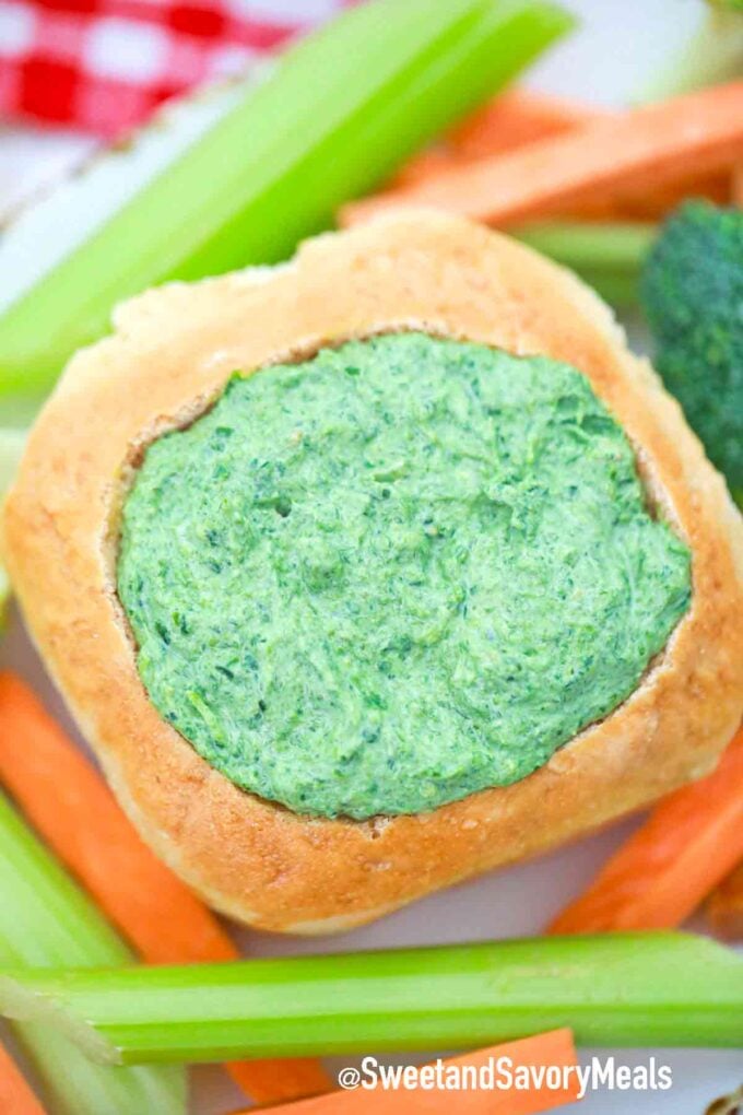 spinach dip in a bread bowl