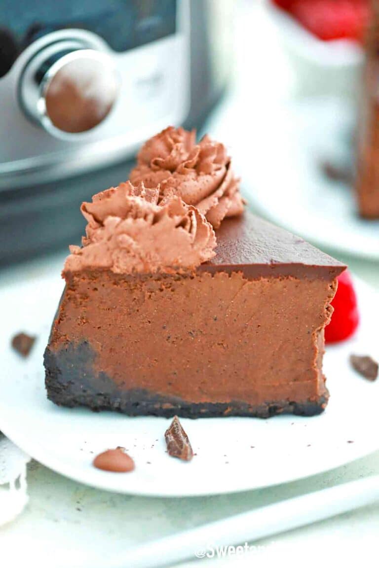 instant pot chocolate cheesecake slice