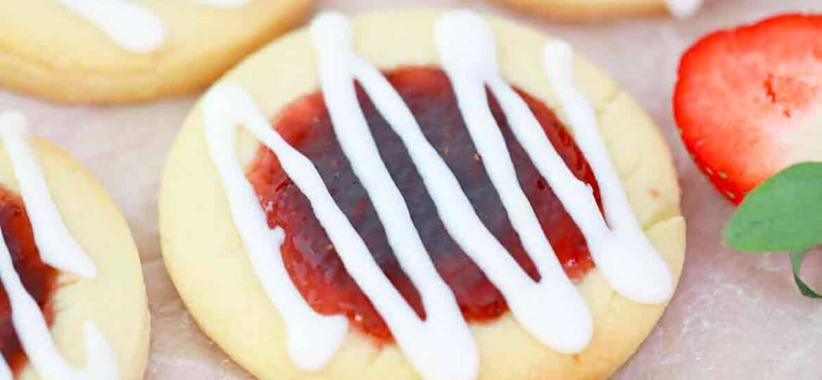 strawberry thumbprint cookies