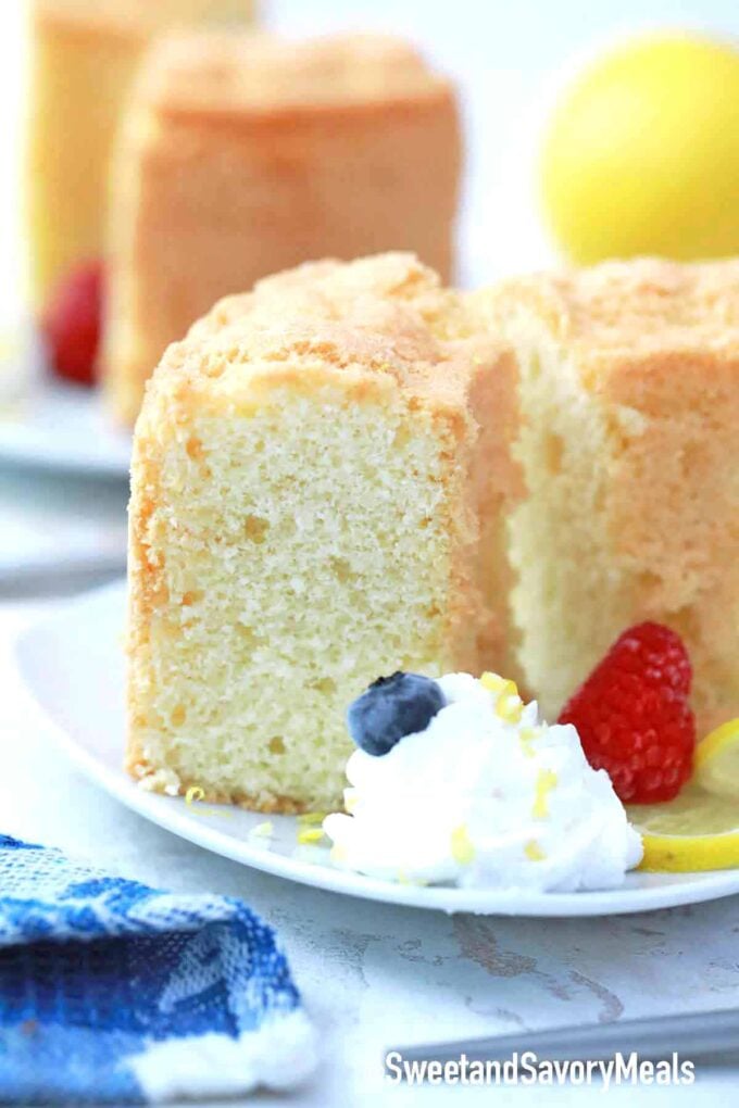 lemon pound cake with berries and cream